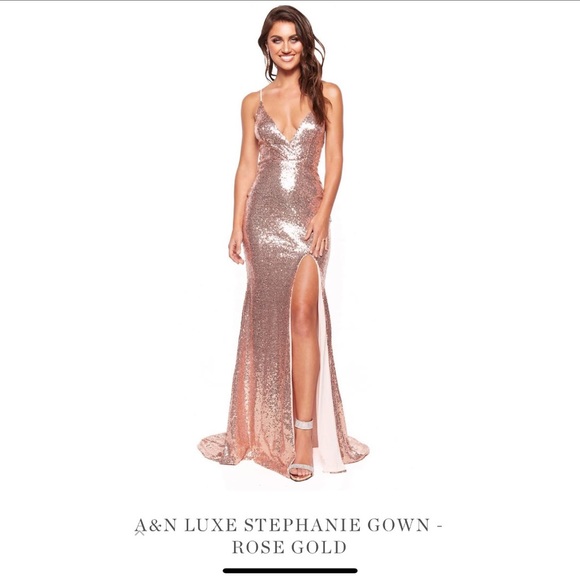 green emerald velvet dress Madeline Formal Dress Rose Gold| Beginning Boutique US 6 main image 0